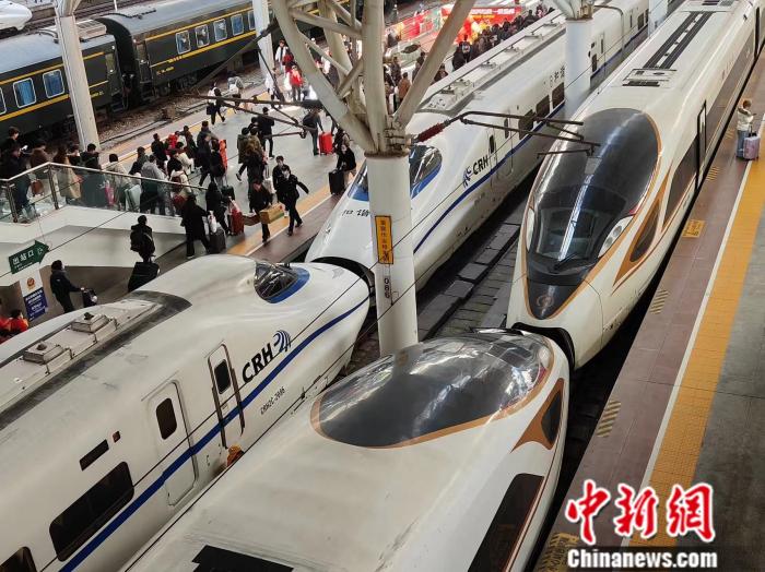 长三角铁路春节假期发送旅客逾1700万人次