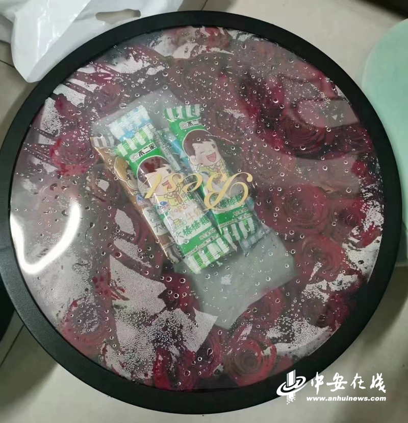 花店老板接单被卷进洗钱案