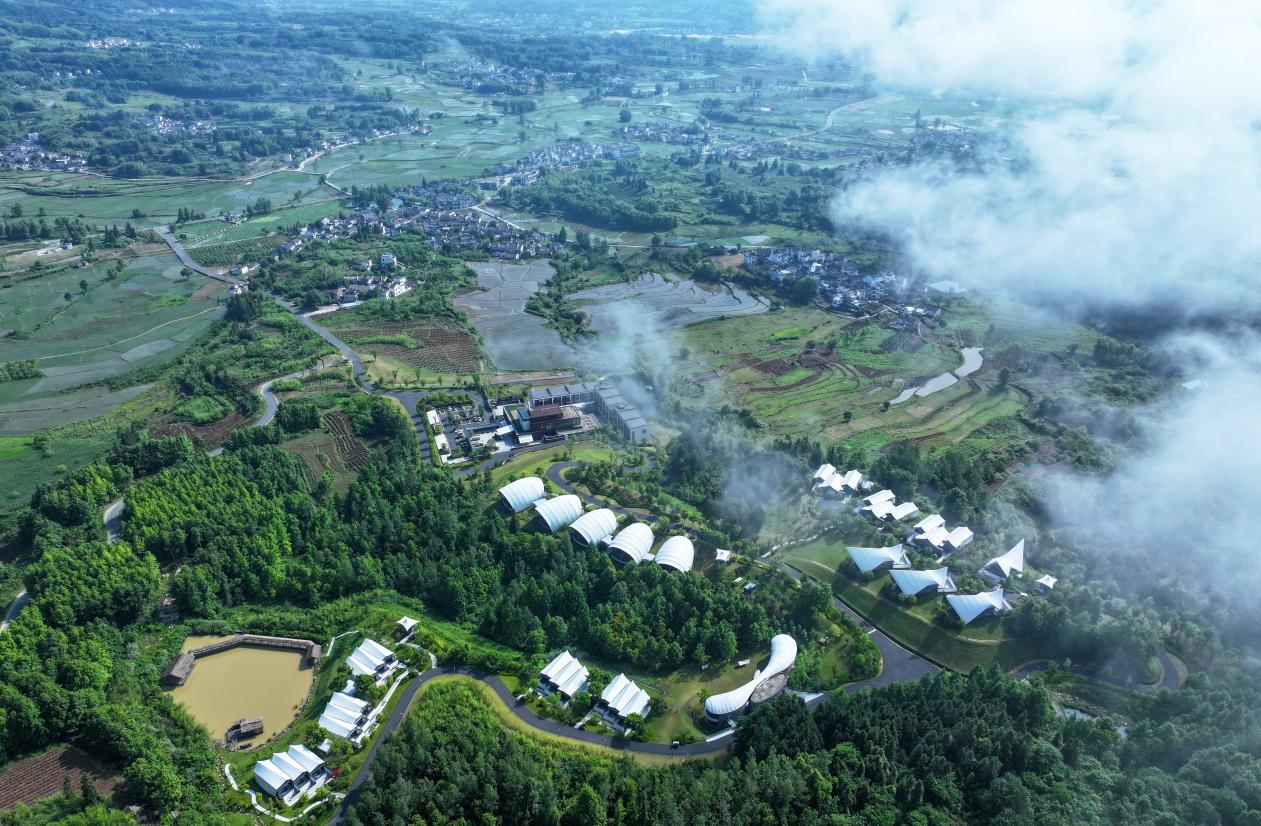 中安观察｜成为全国首个“村”字号国家级旅游度假区 黟县做了什么？