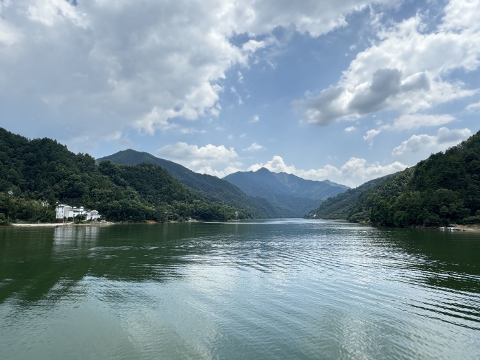 中安观察｜文旅场景“上新” 新安江这条水路旅游航线为何火爆？