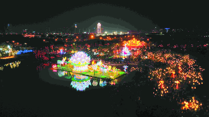 骆岗公园灯会昨夜盛大开启 将持续至10月31日