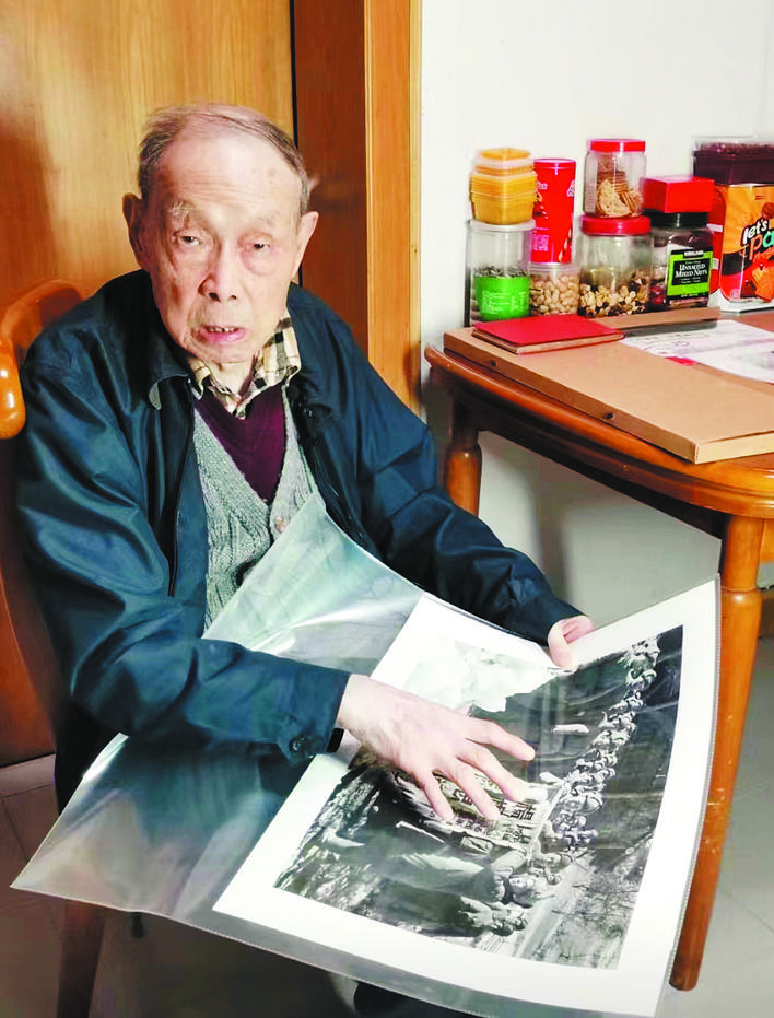 拍下长津湖战役的战地摄影记者走了……