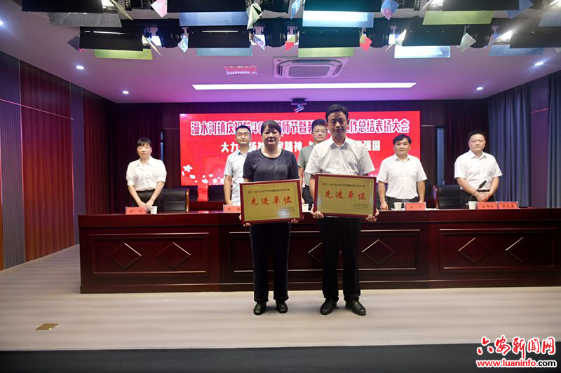 051004daedc54b53acccf29e4d6ad522.jpg 051004daedc54b53acccf29e4d6ad522.jpg