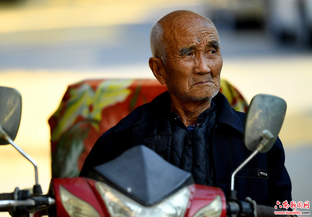 b9ae7478ed3b434e90ae180fd4d23dbc.jpg b9ae7478ed3b434e90ae180fd4d23dbc.jpg