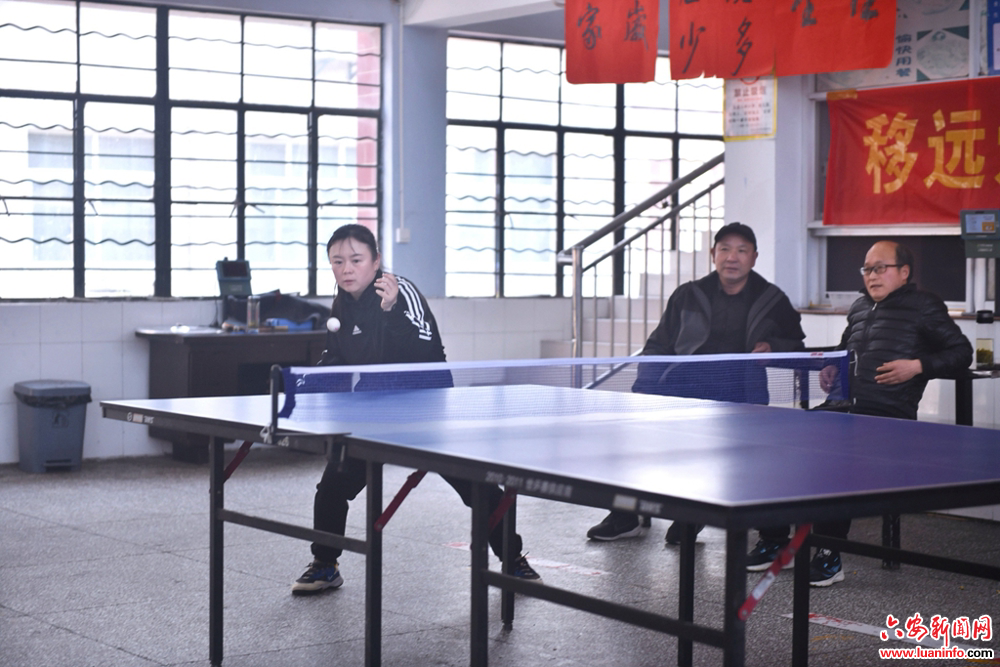 霍山第三届“高山园丁杯”联赛在斛乡举行