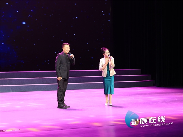 唱响乡村新生活 长沙乡村花鼓戏大赛决赛鸣锣开腔