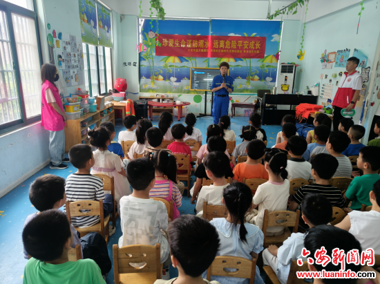 西市街道草市社区：“珍爱生命谨防溺水 远离危险平安成长”宣传活动