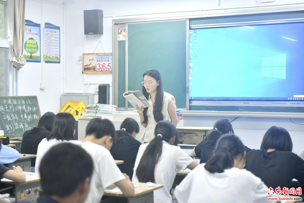 霍山县漫水河镇：金秋迎开学 校园焕新颜