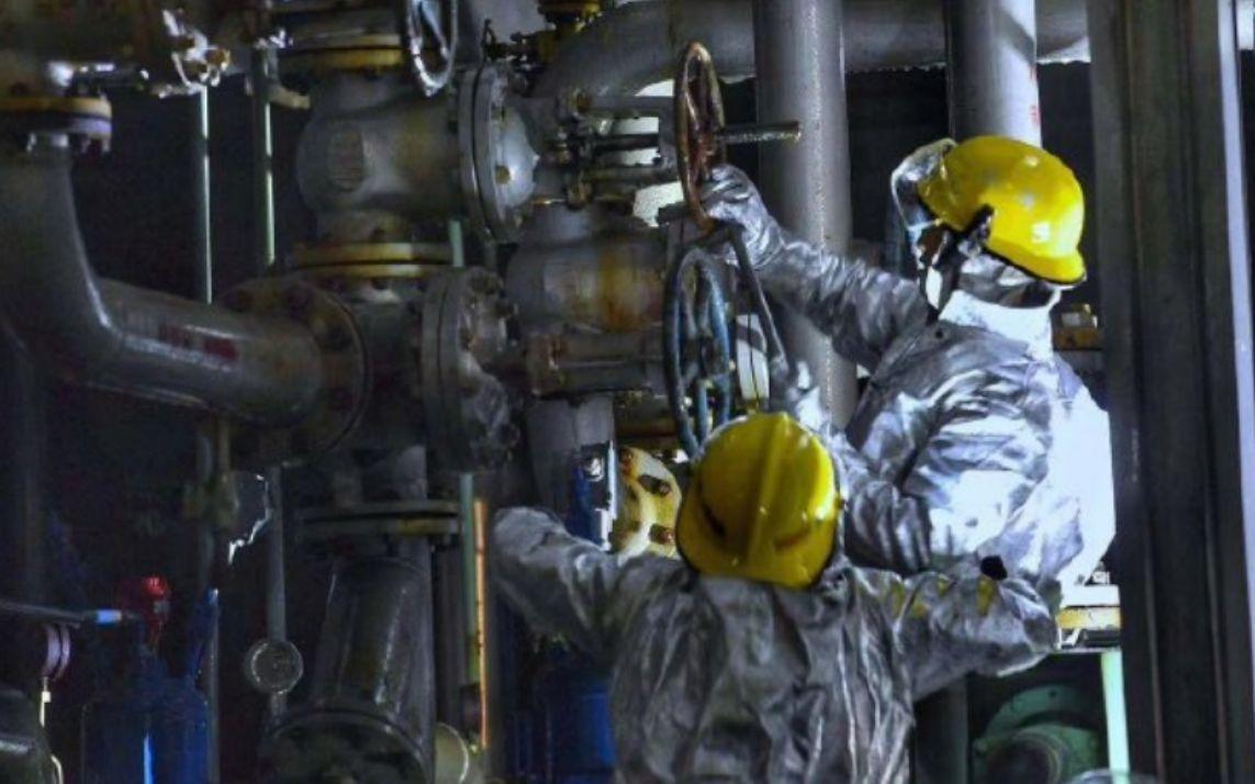 现实版烈火英雄！珠海石化爆炸消防员徒手关60余个阀门