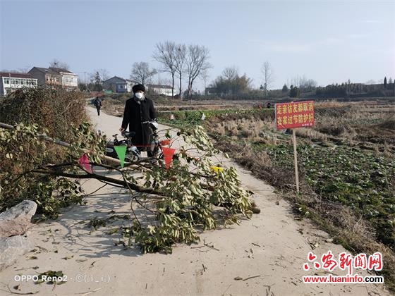 点赞！古稀老人坚守防疫先锋岗