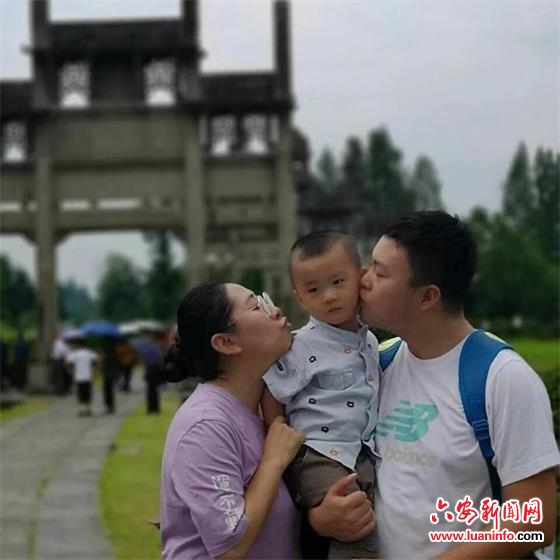 一名组工女干部写给纪检丈夫的“情书”