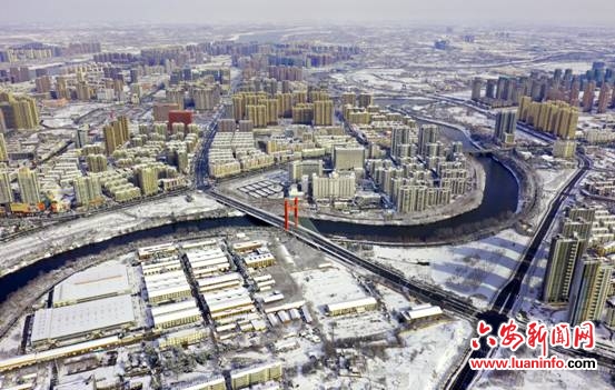 皋城瑞雪　“疫”尘不染