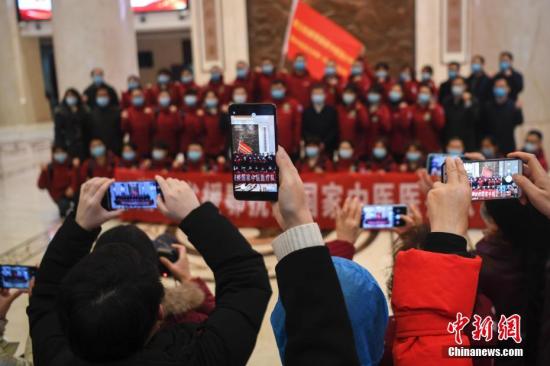 五支国家中医医疗队尽锐出征 战“疫”一线彰显中医智慧