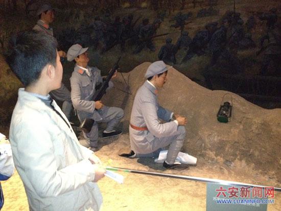 参观博物馆